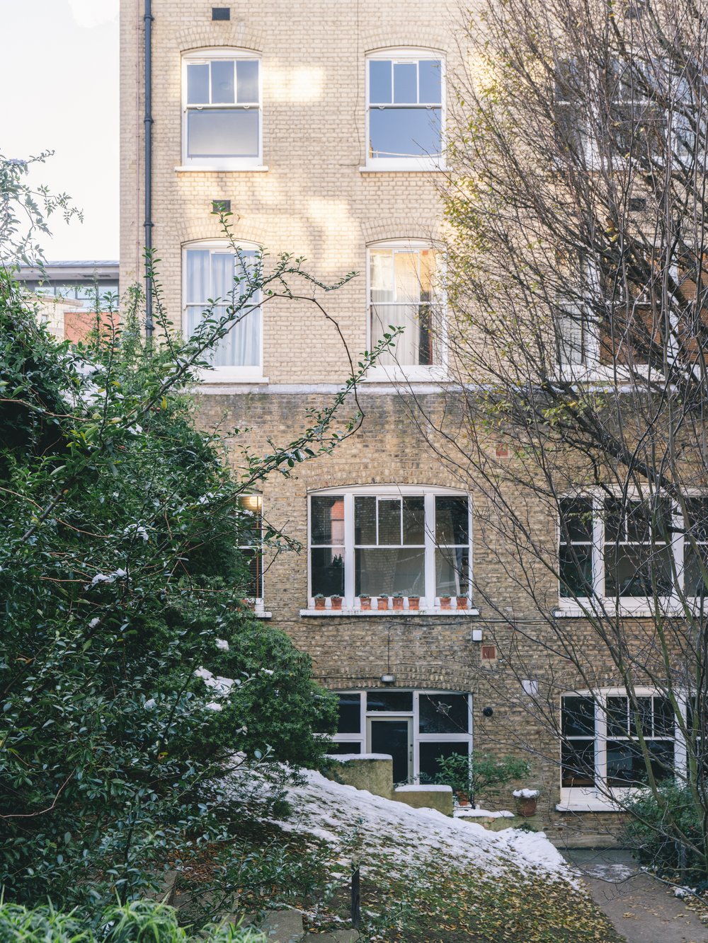 The Colonnades, Wilton Way