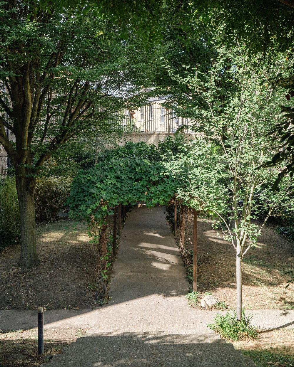 The Colonnades, Wilton Way