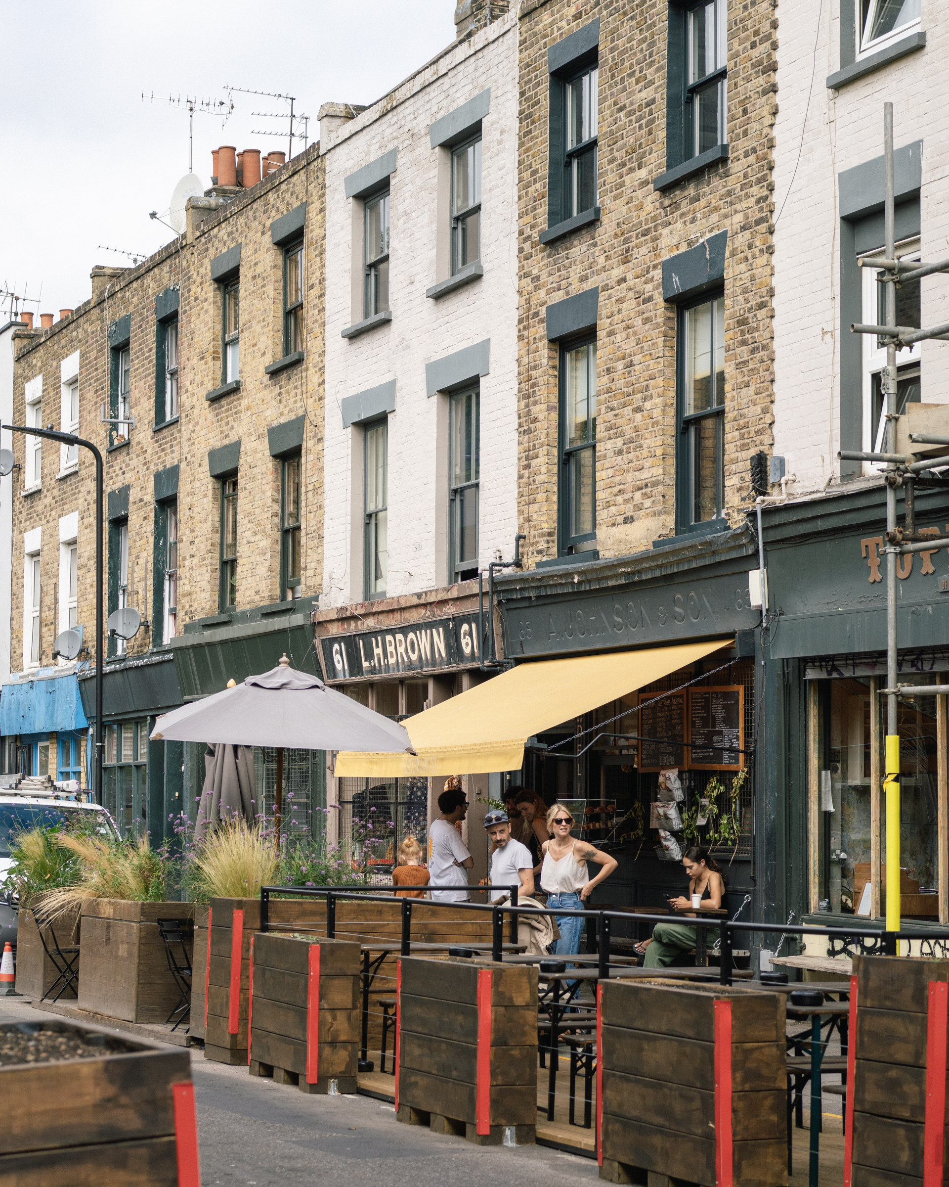 The Colonnades, Wilton Way